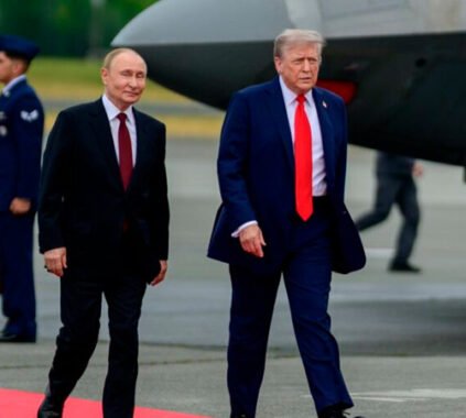 "La espera continúa: La Casa Blanca descarta una cumbre entre Trump y Putin en un plazo próximo"